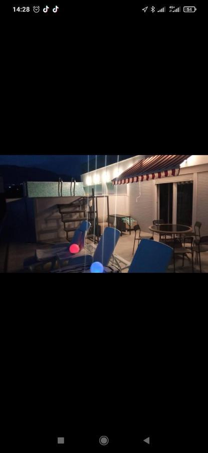 Royal Residence Bar Luaran gambar