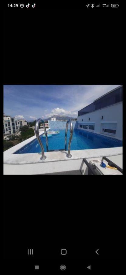 Royal Residence Bar Luaran gambar